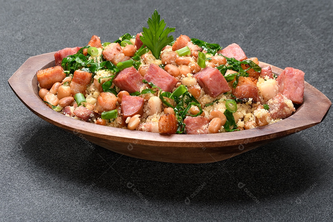 Prato de feijão tropeiro