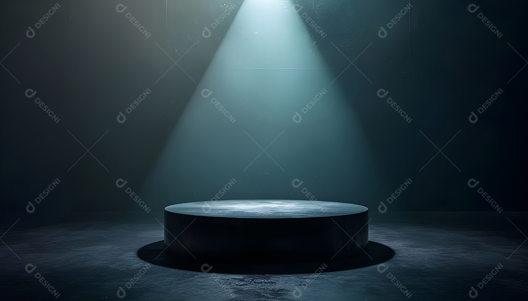 Pódio vazio redondo para exposição de produtos sob raios de luz com fundo preto