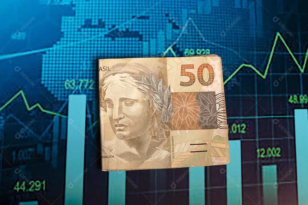 Cinquenta reais em espécie sobre gráfica