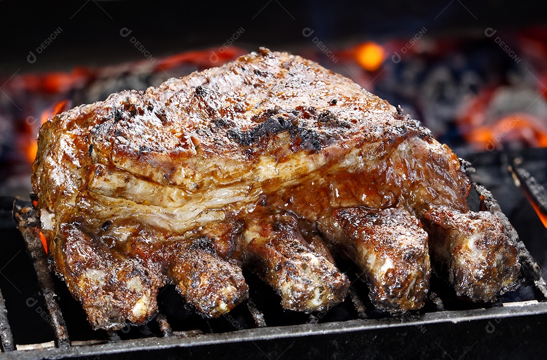 Costela na grelha assado