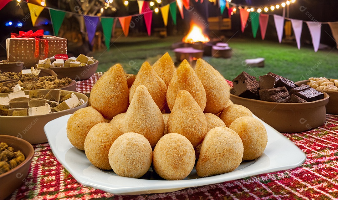 Coxinhas de festa junina