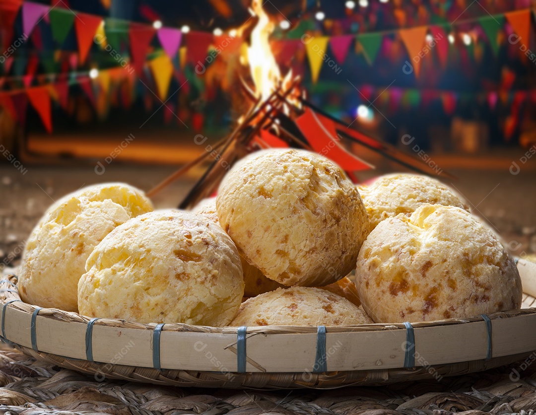 Pão de queijo festa junina