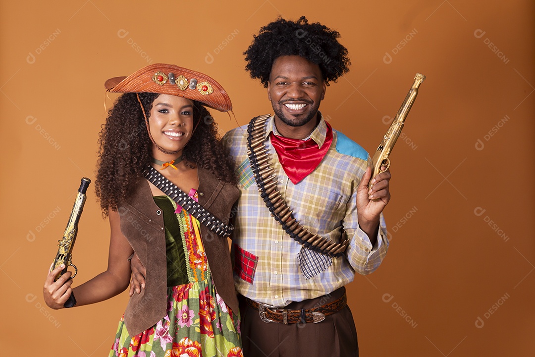 Casal vestidos para quadrilha junina traje lampião e maria bonita