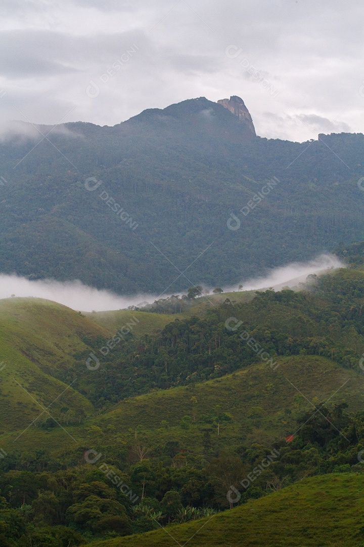 Pico da Pedra Selada em Visconde de Mauá