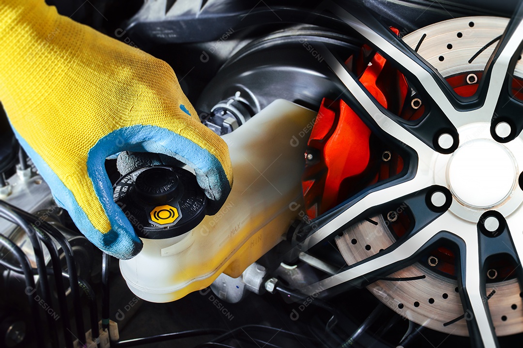 Manutenção do sistema de freio do carro