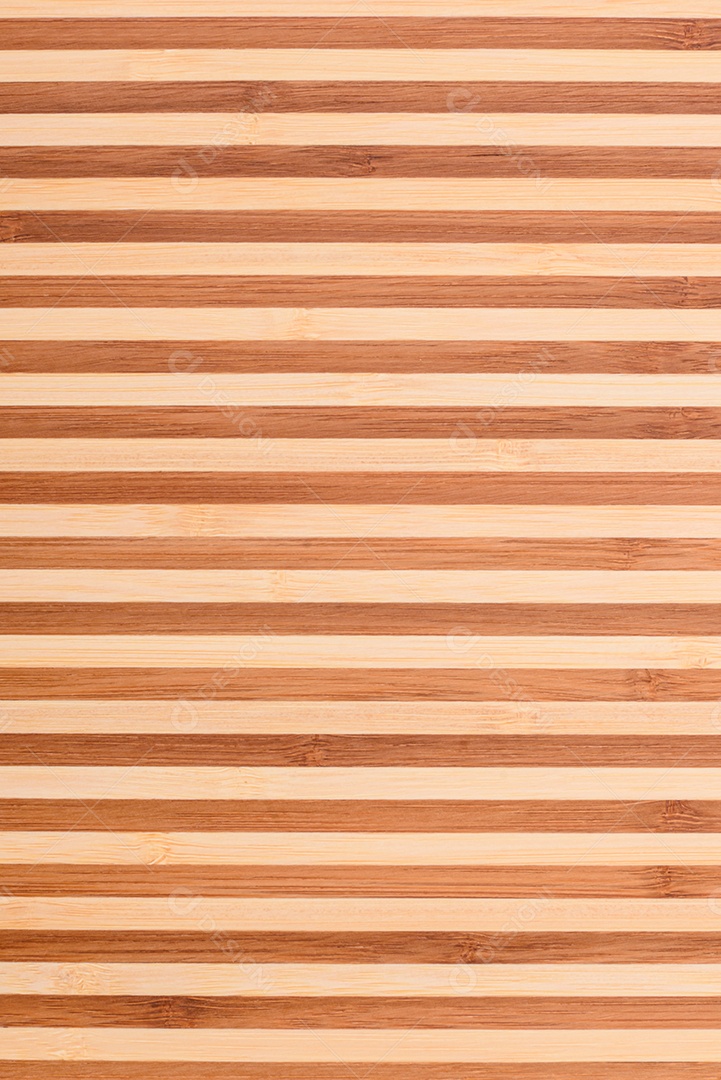 Tábua de corte de madeira retangular vazia em fundo de concreto escuro