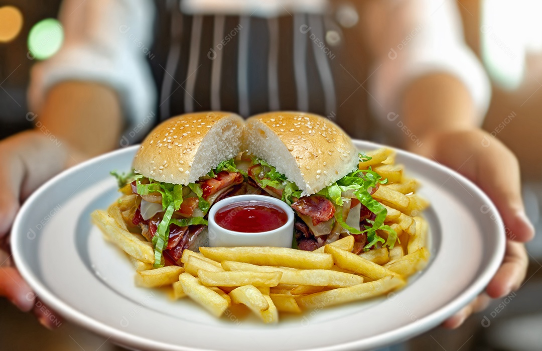 Hamburguer batata frita