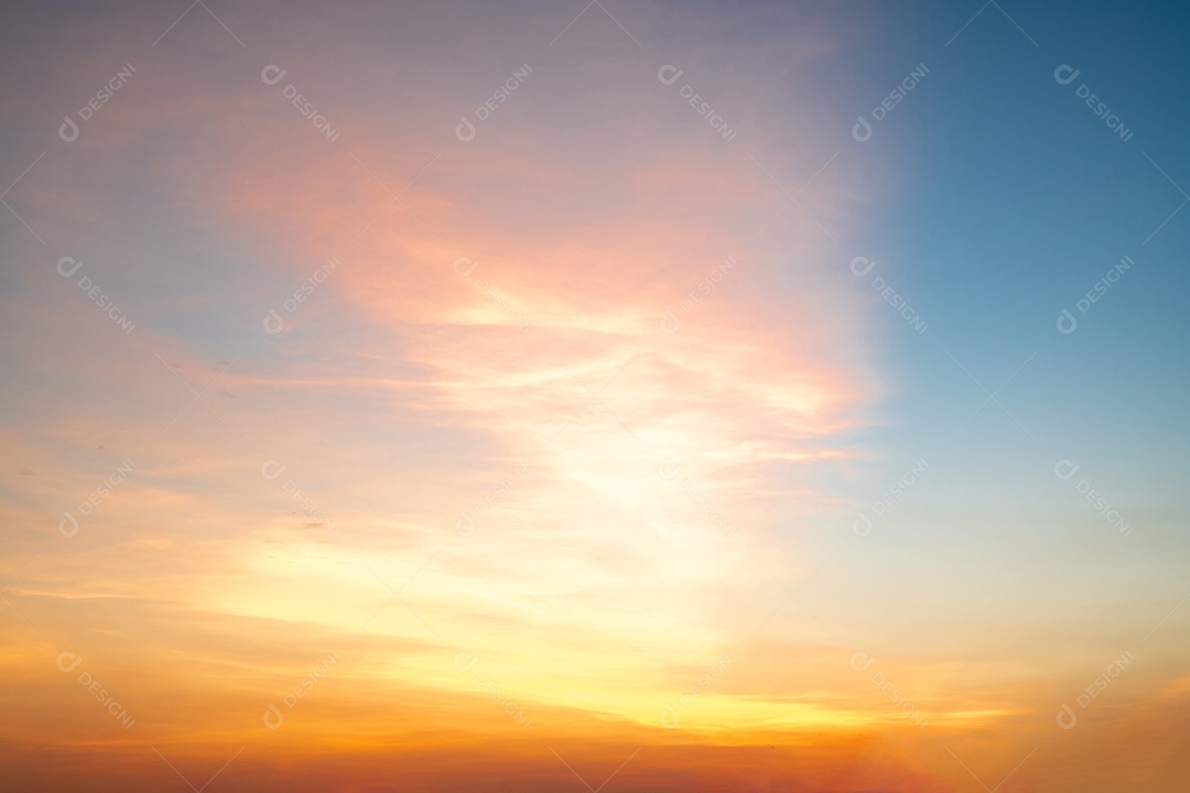 Céu perfeito ao amanhecer