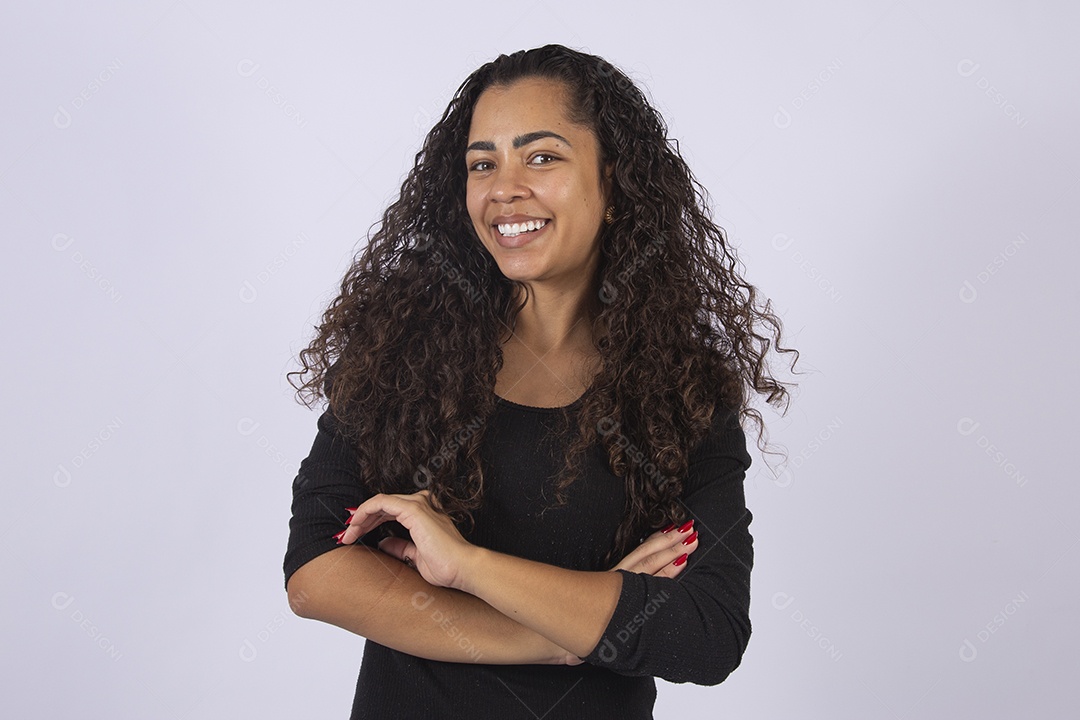 Linda mulher jovem garota sobre fundo isolado