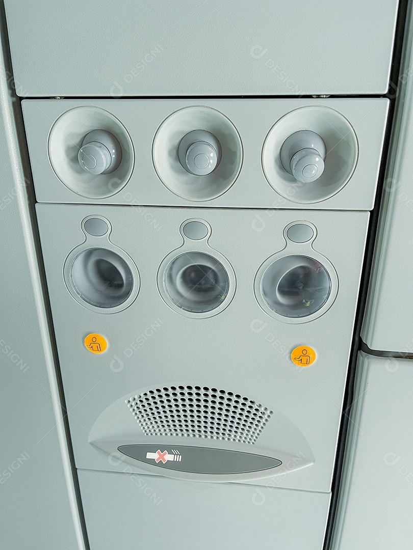 Luz botões de advertência do cinto de segurança no avião