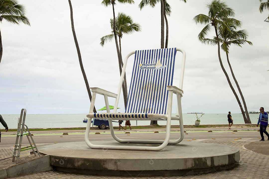 Lugares turístico sobre beira praia