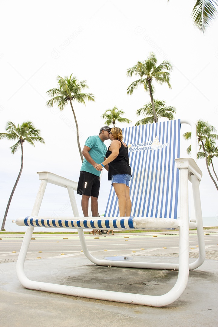 Lugares turístico sobre beira praia