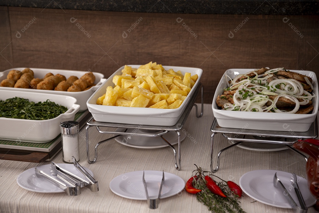 Banquete sobre uma mesa almoço