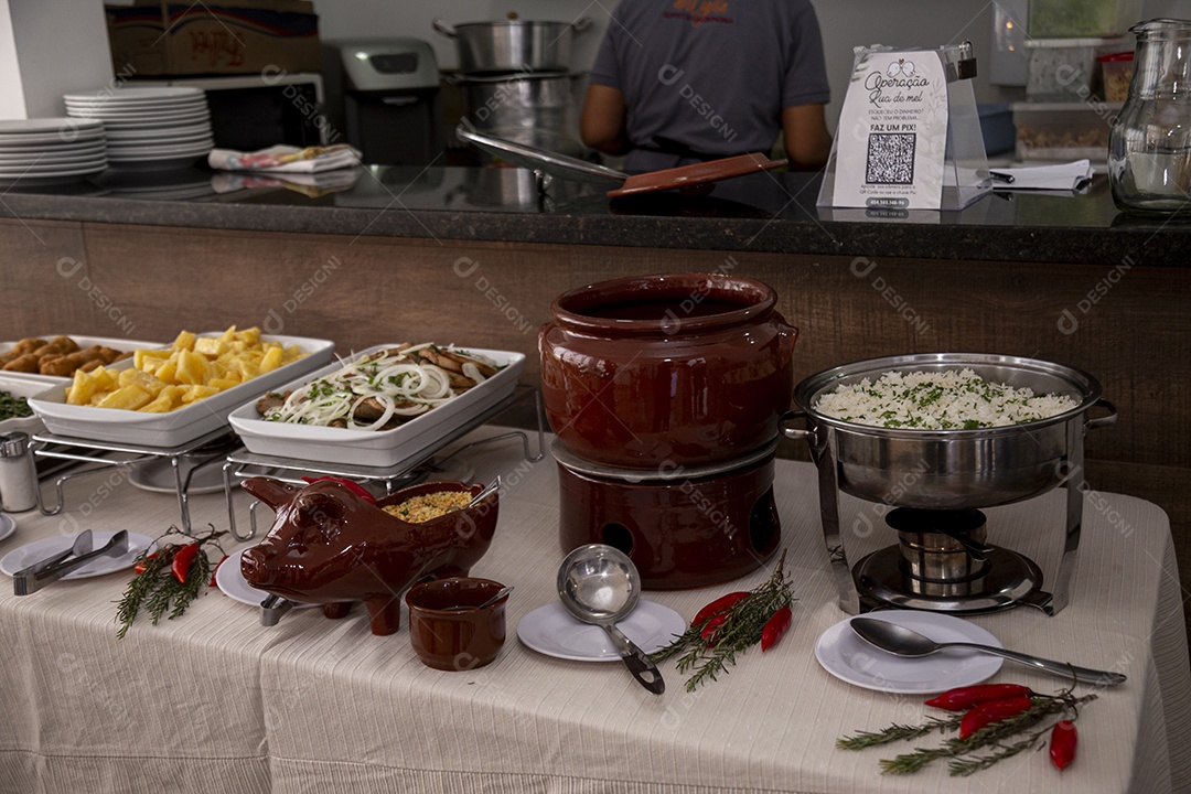 Banquete sobre uma mesa almoço