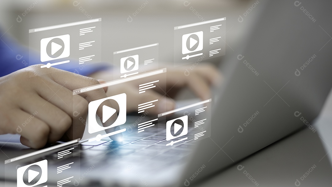 Treinamento educacional on-line para desenvolvimento pessoal e qualificação profissional