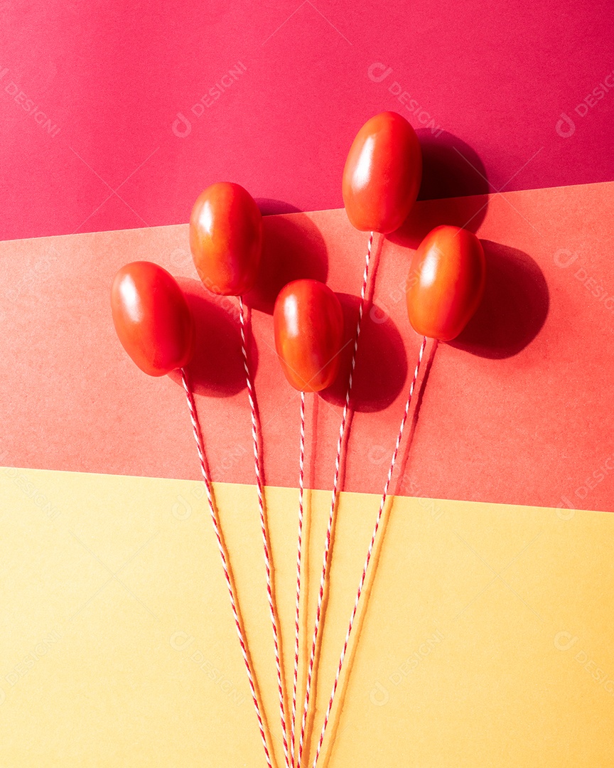Tomates cerejas espetado no palito