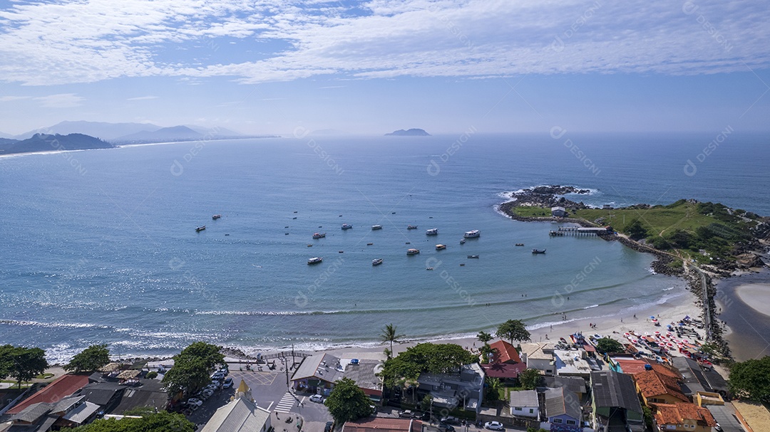 Praia da Armação em Florianópolis