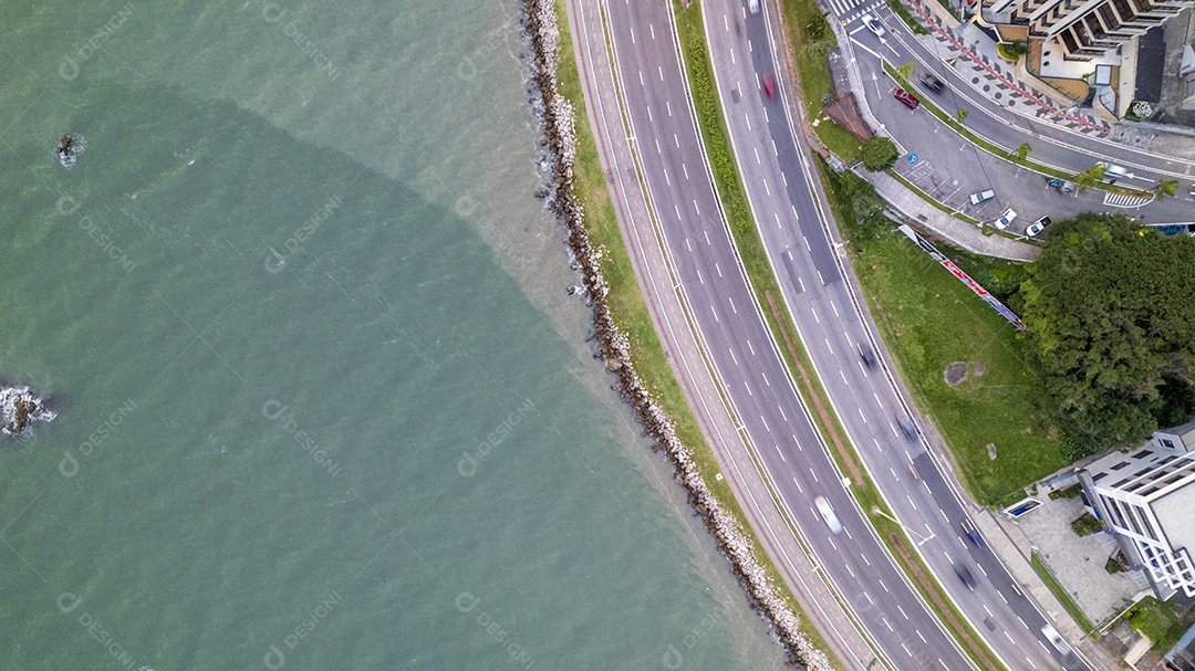 Avenida rua de Florianópolis na beira mar