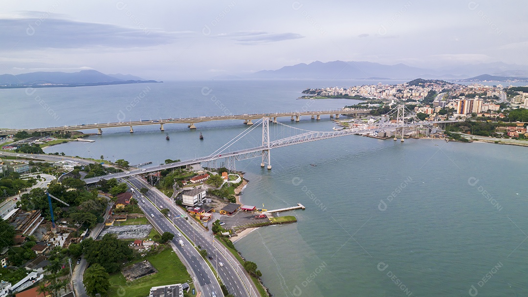 Ponte de Hercílio Luz vista linda