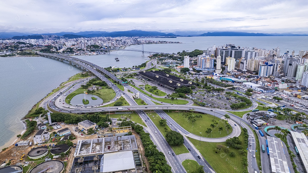 Vista aérea do centro de Florianópolis