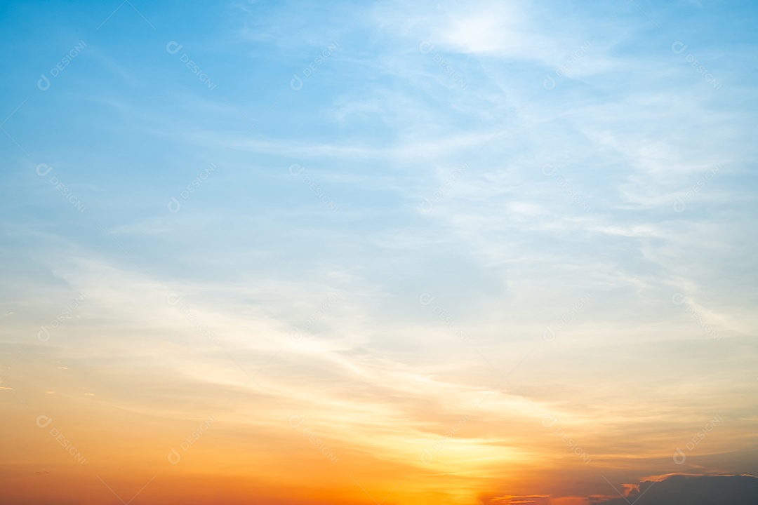 Céu perfeito ao entardecer