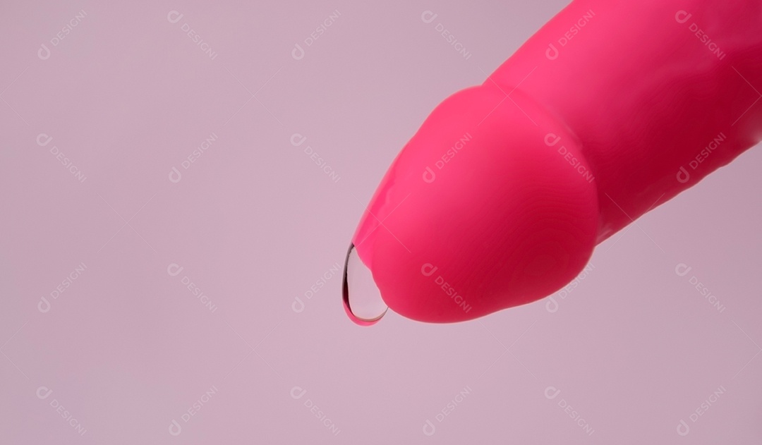 Vibrador de borracha rosa com oléo