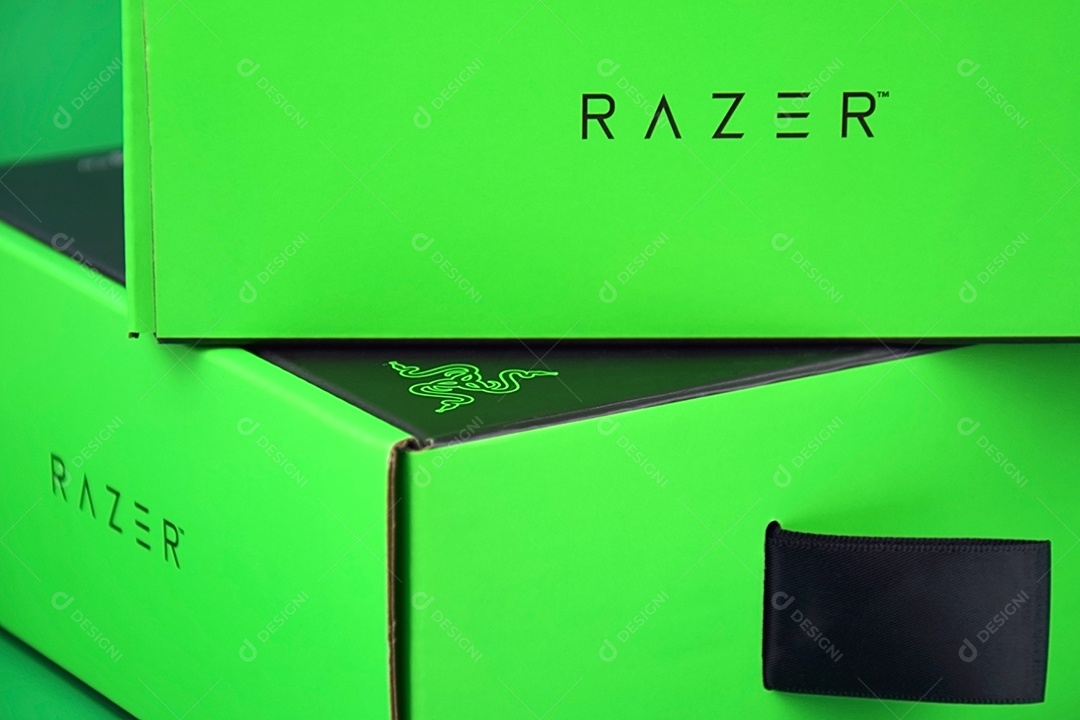 Caixa de eletrônicos da razer