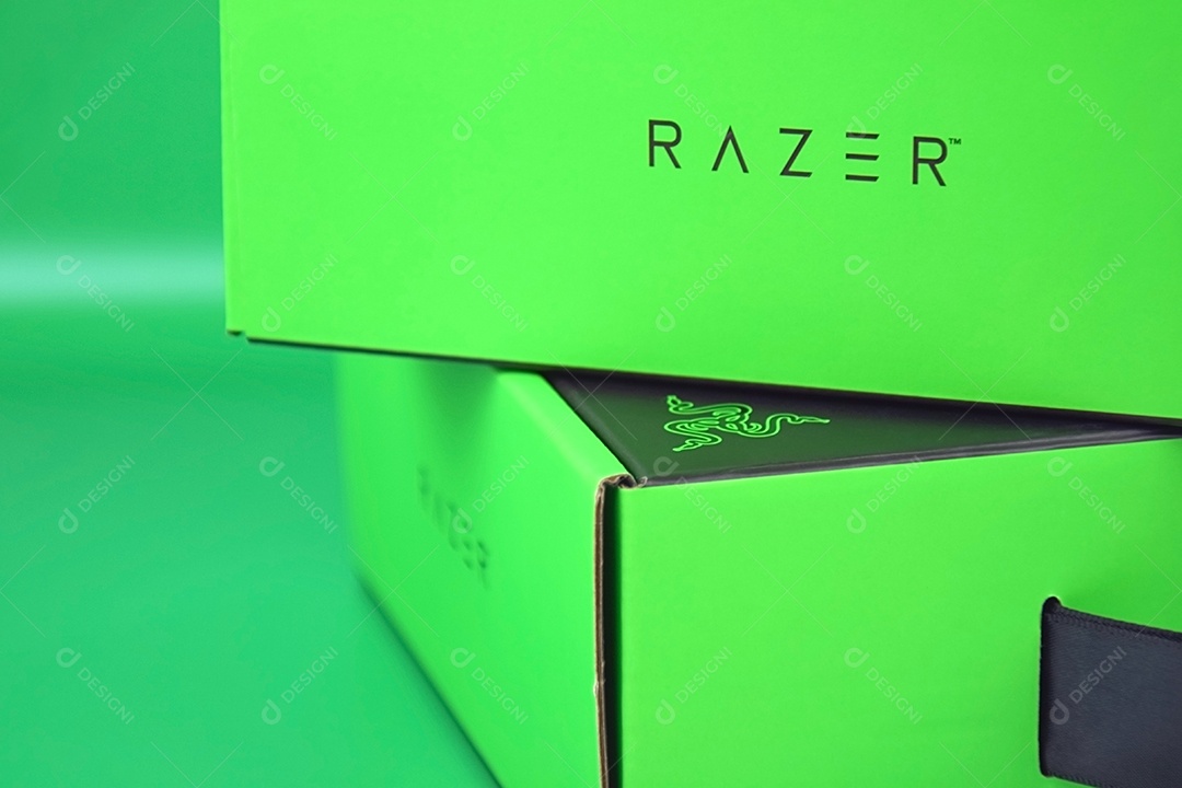 Caixa de eletrônicos da razer