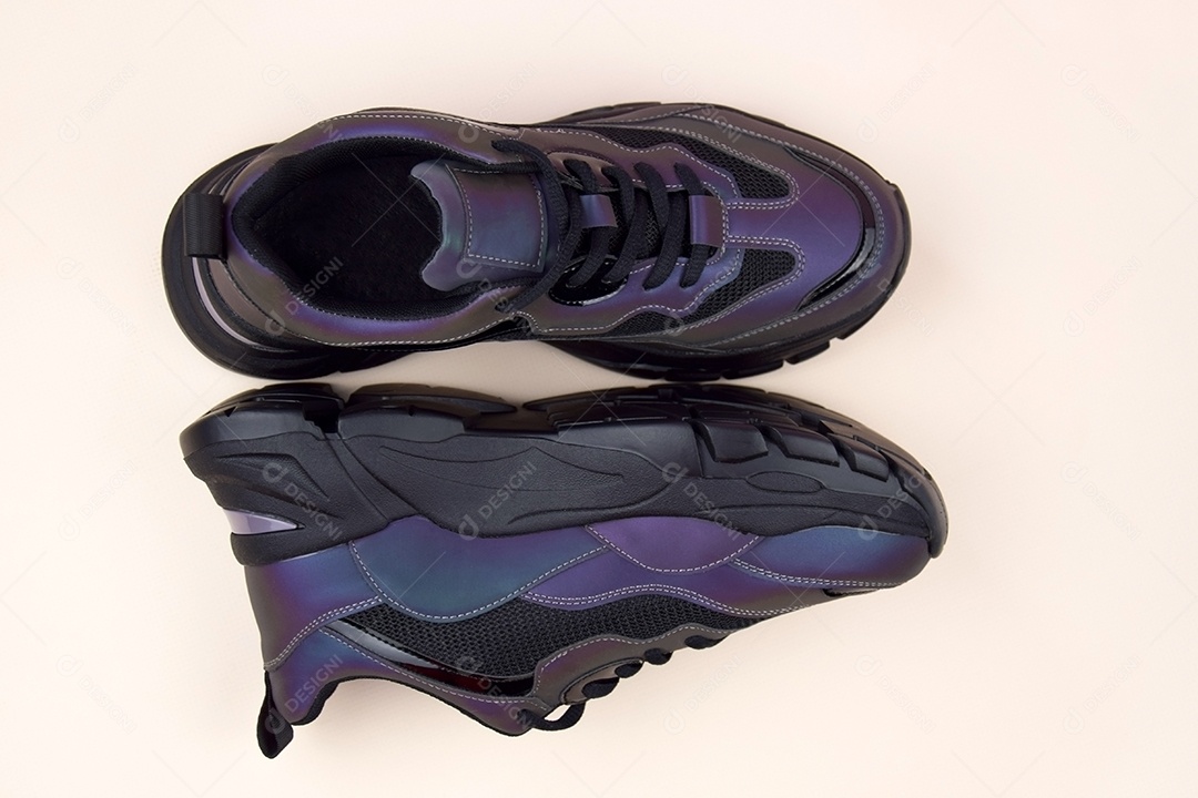 Par de tênis sneaker lindo