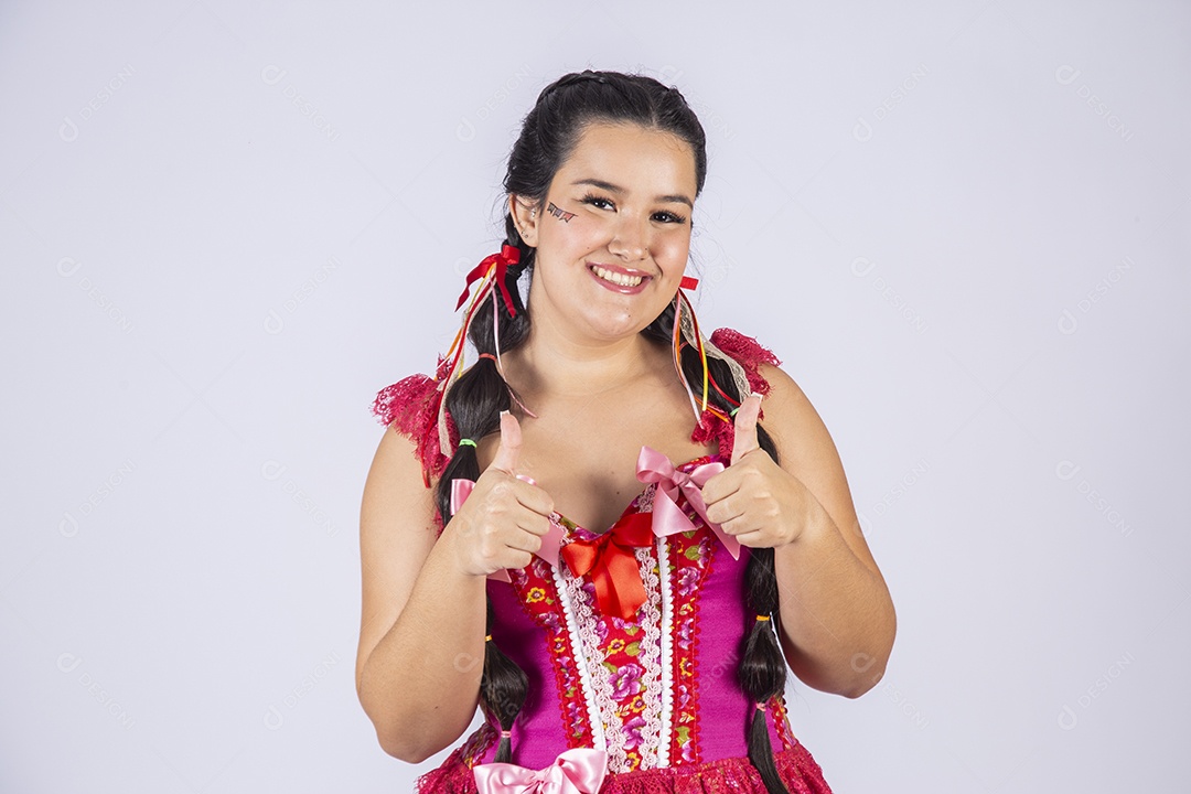 Garota trajada para quadrilha junina festa de São João