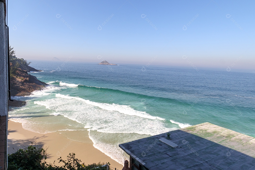 Vista de uma linda praia Joatinga