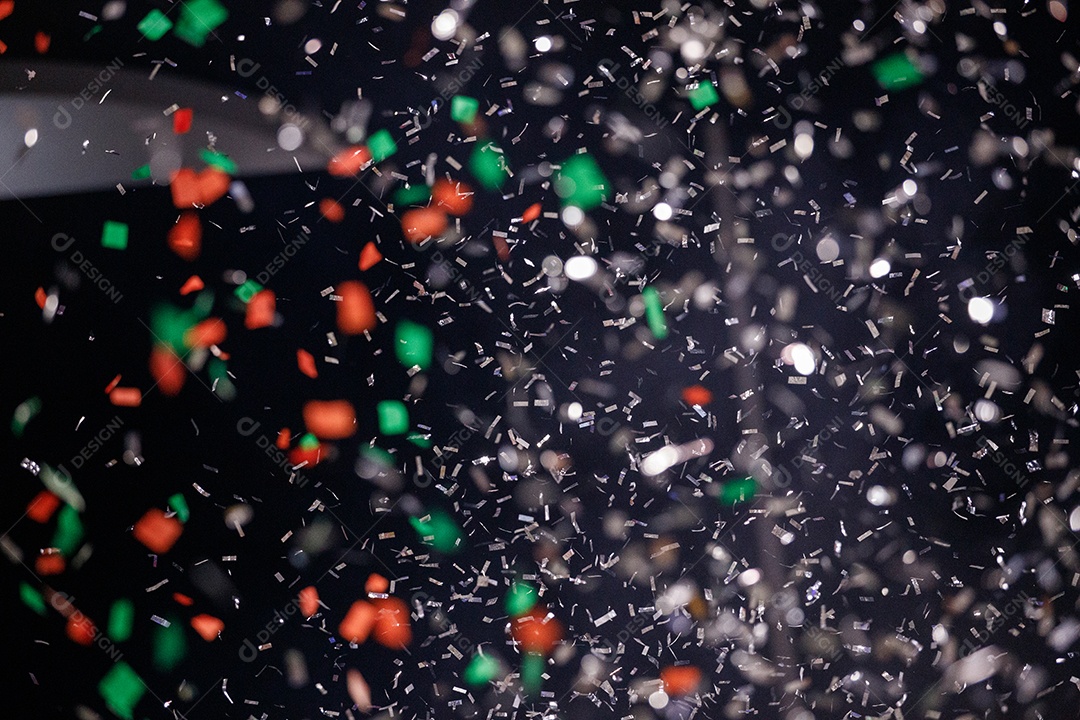 Confetes coloridos em um evento