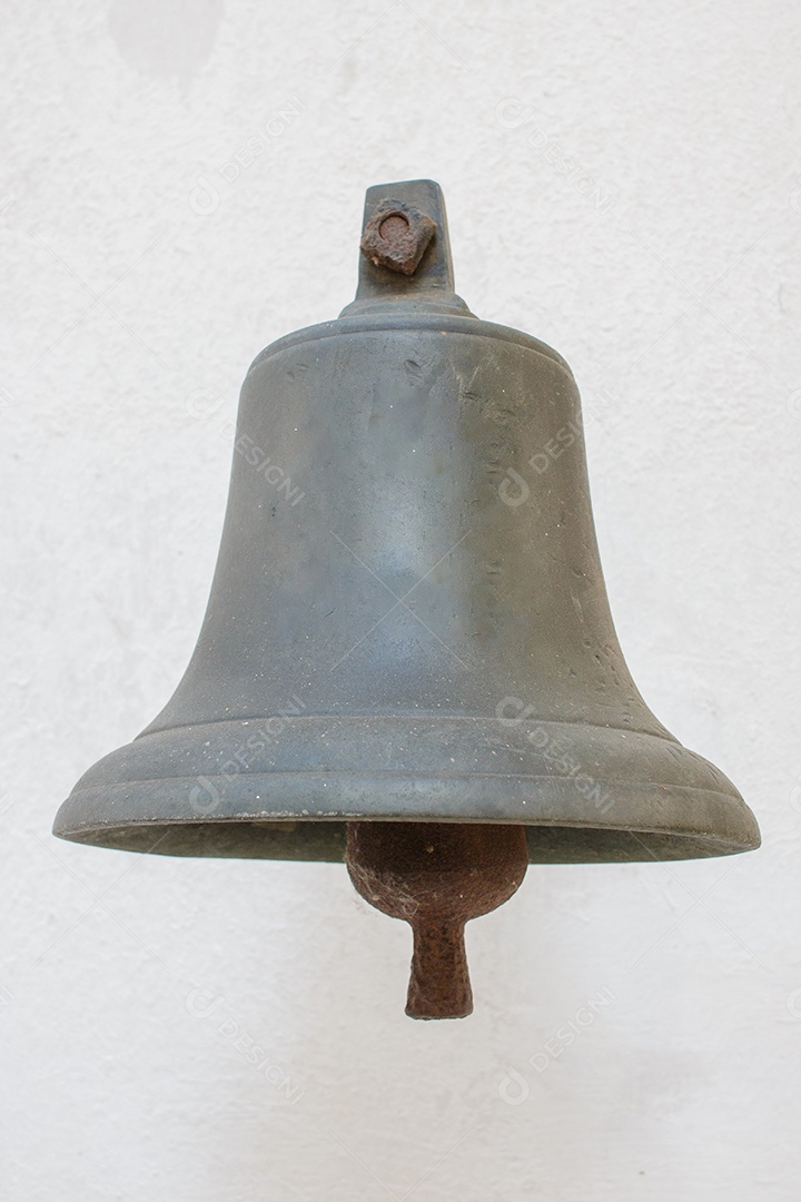 Sino de ferro antigo