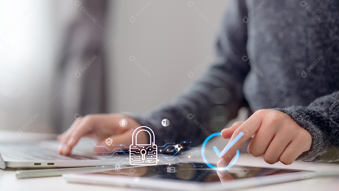 Computador de segurança de rede de proteção e seguro seu conceito de dados