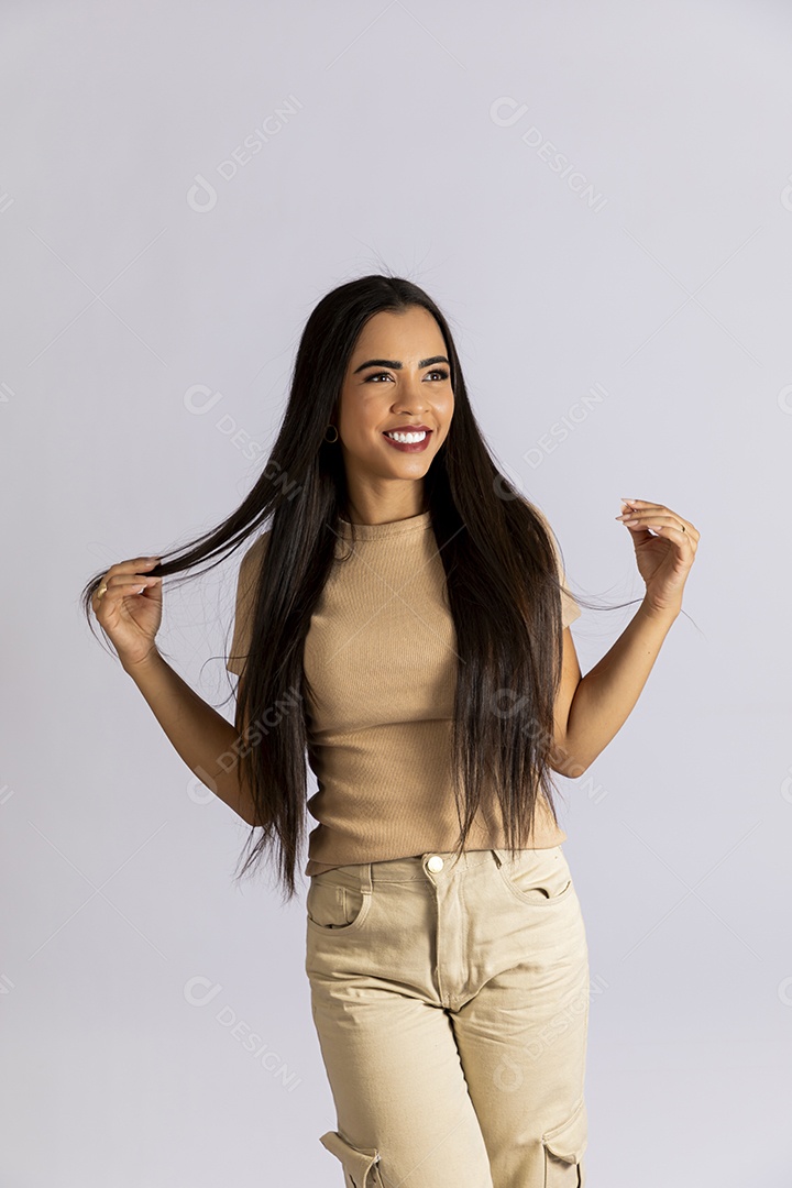 Linda mulher sorridente