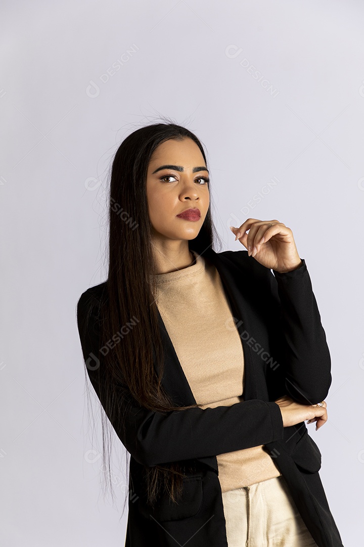 Linda mulher e elegante