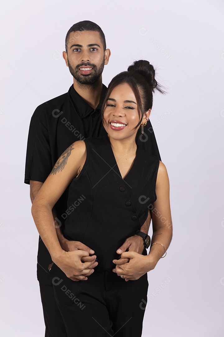 Casal de jovem felizes e apaixonados