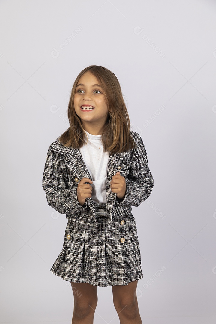 Linda menina bem vestida