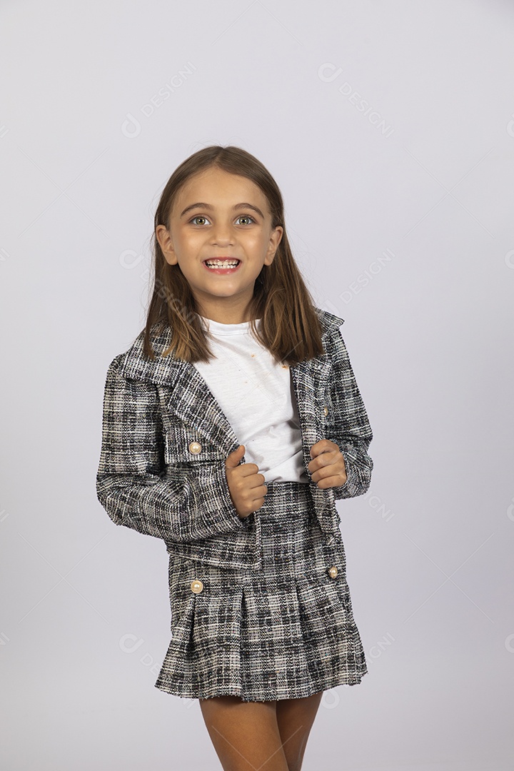 Linda garotinha sorridente