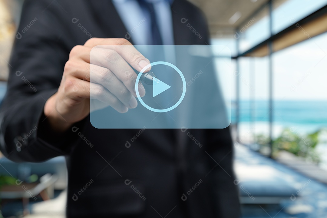 Empresário bem sucedido sobre escritório