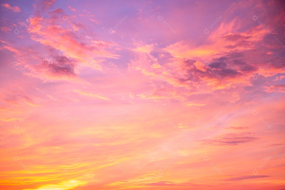 Céu lindo rosado