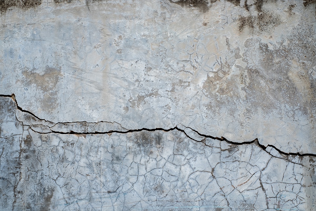 Rachaduras em uma parede