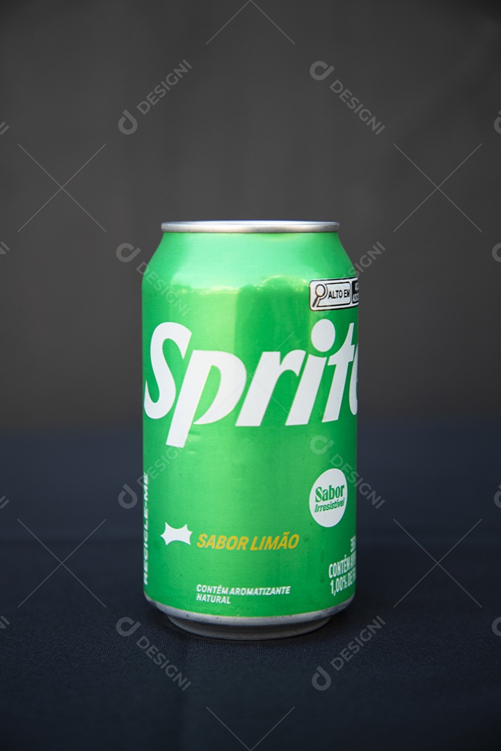 Lata de refrigerante sprite