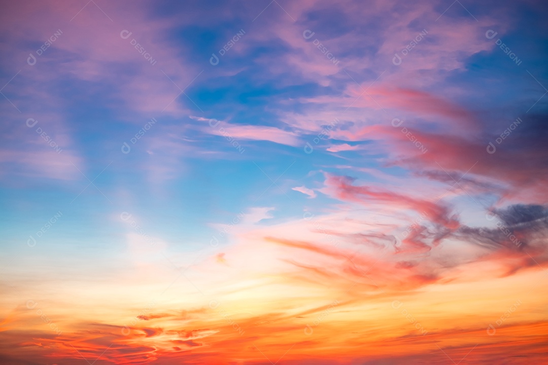 Céu perfeito em um dia de amanhecer
