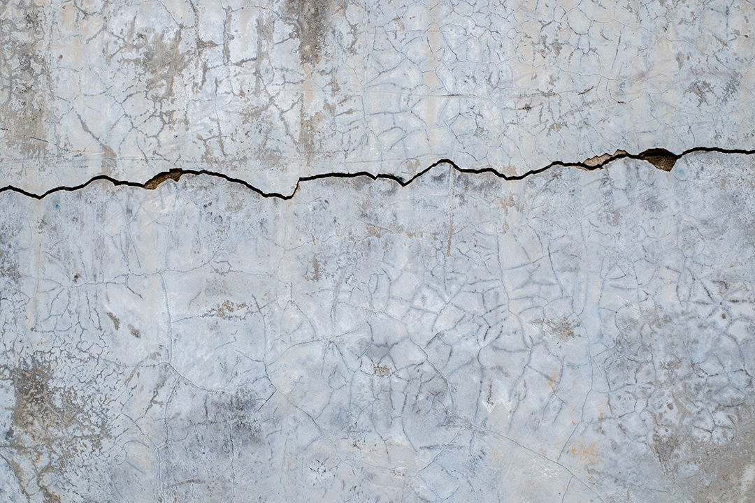 Parede com rachaduras