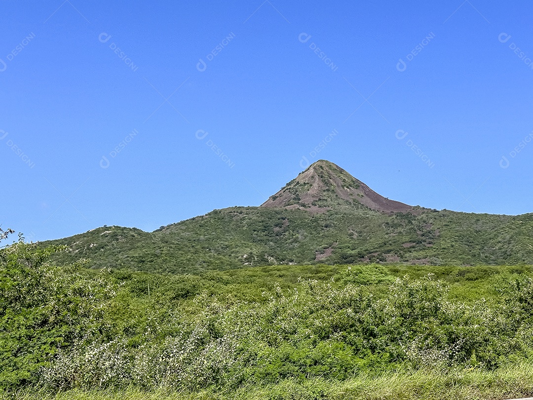 Pico do Cabugi principal referência de vulcanismo no Brasil