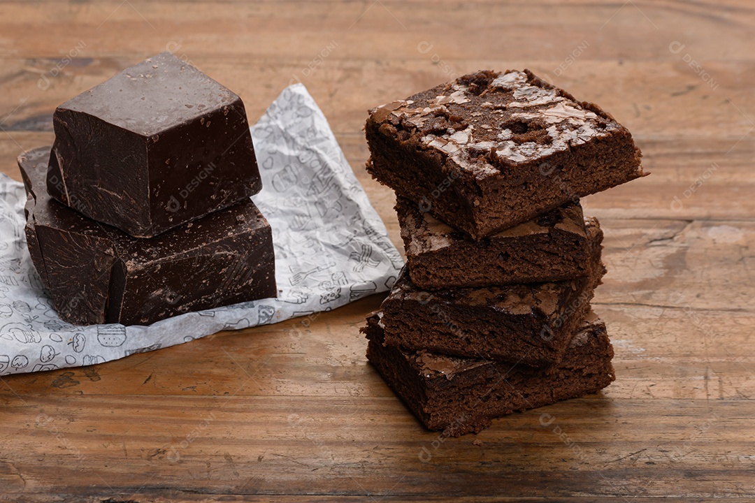 Brownies de chocolate em pedaços