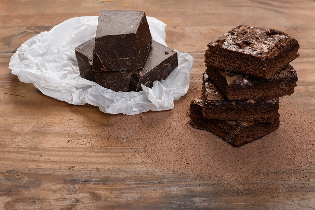 Pedaços de brownies de chocolate