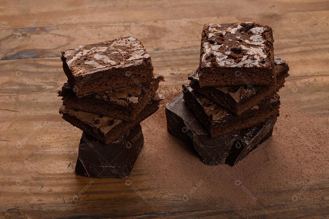 Brownies de chocolate em pedaços