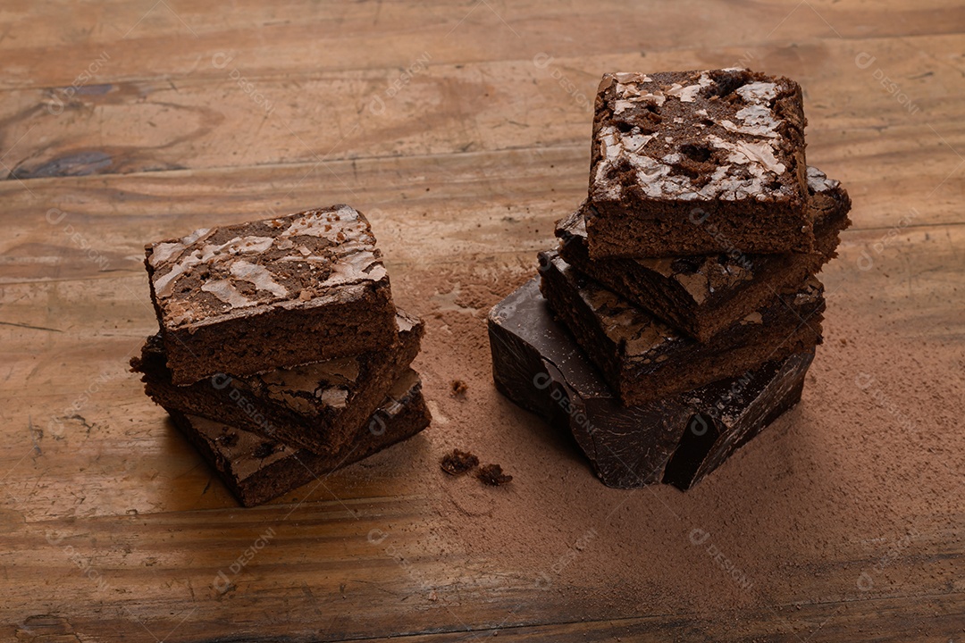 Deliciosos pedaços de brownie de chocolate